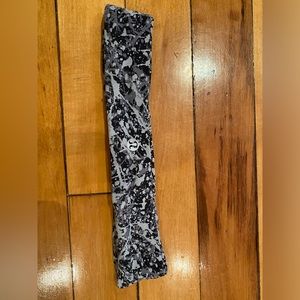 LuLuLemon workout headband